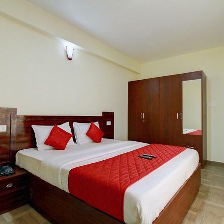 Pine Hill Suites Утакаманд Экстерьер фото